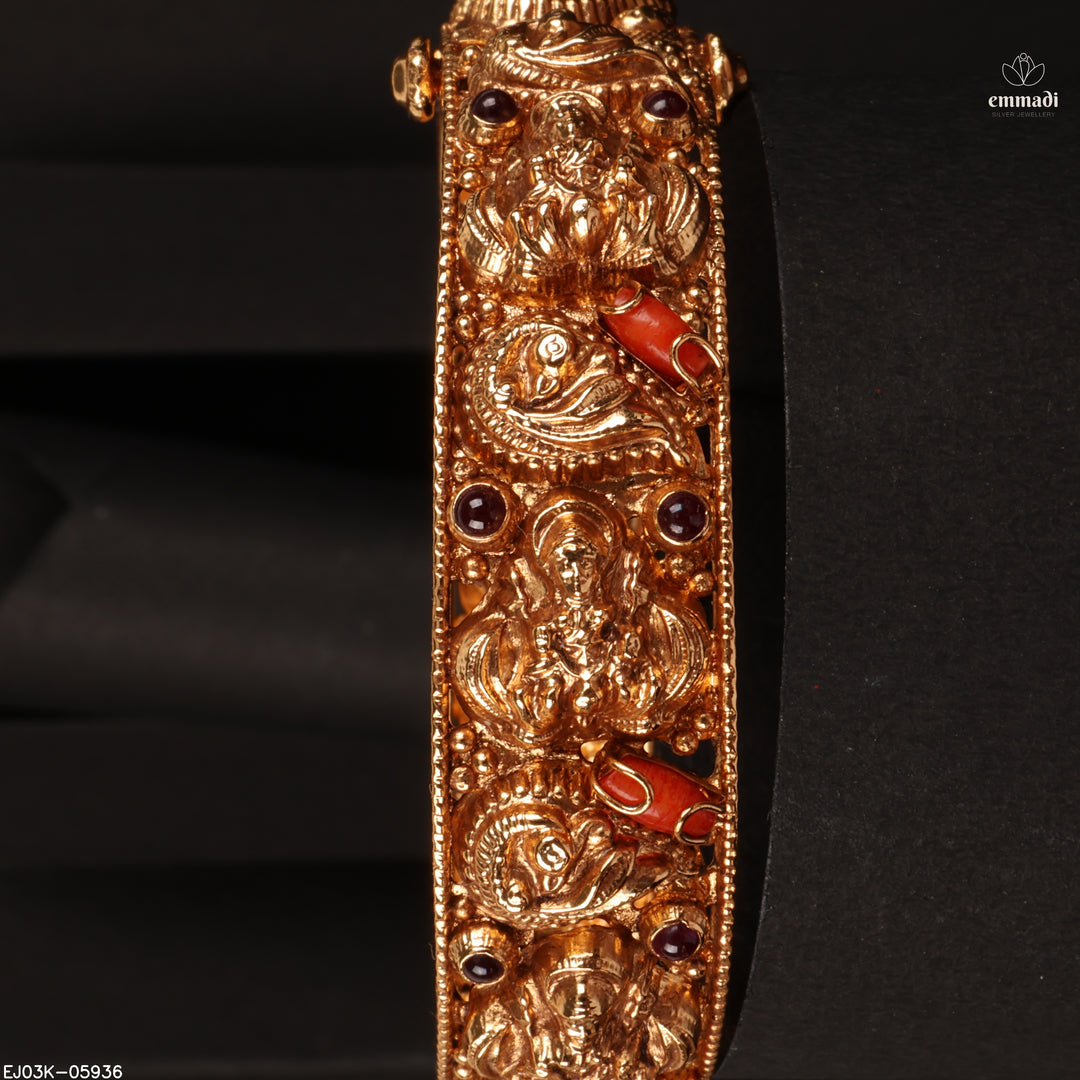 Bangles Antique