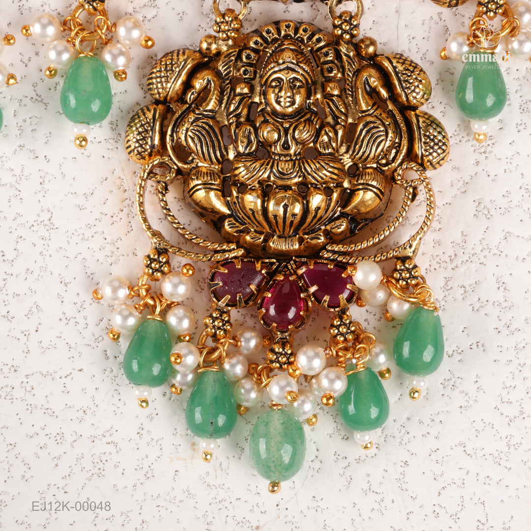 Short Necklace Antique