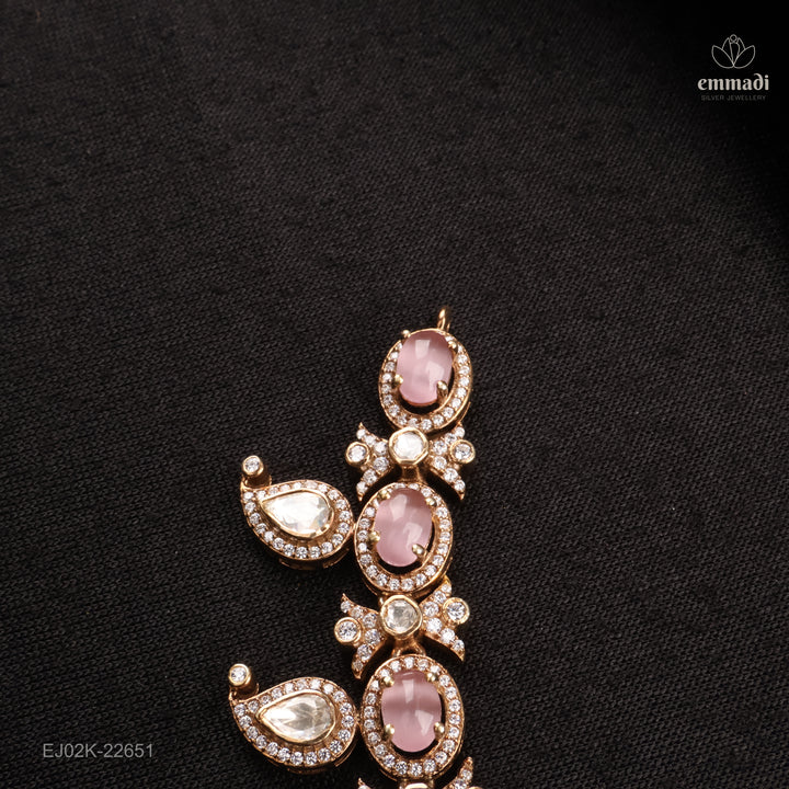 Short Necklace Victorian