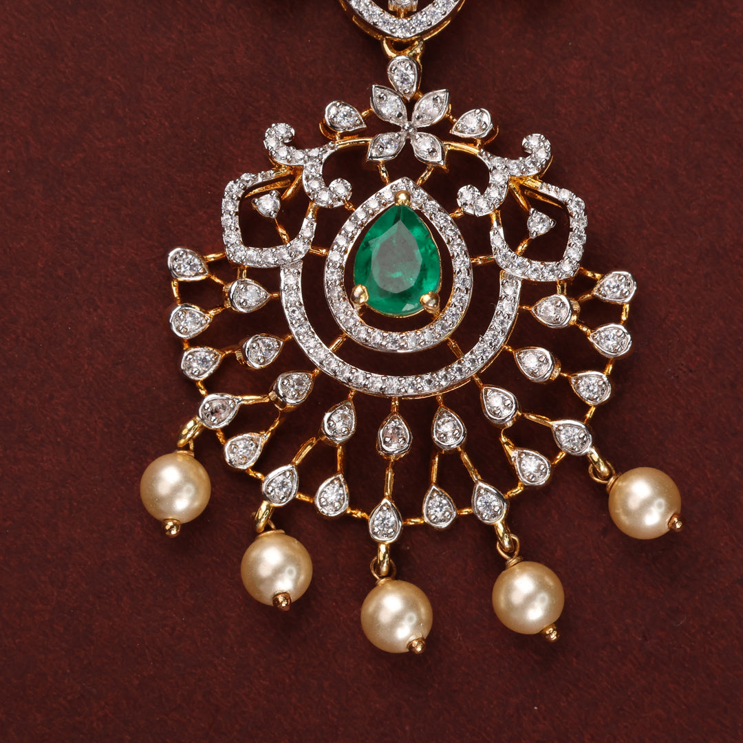 Short Necklace Premium Cz