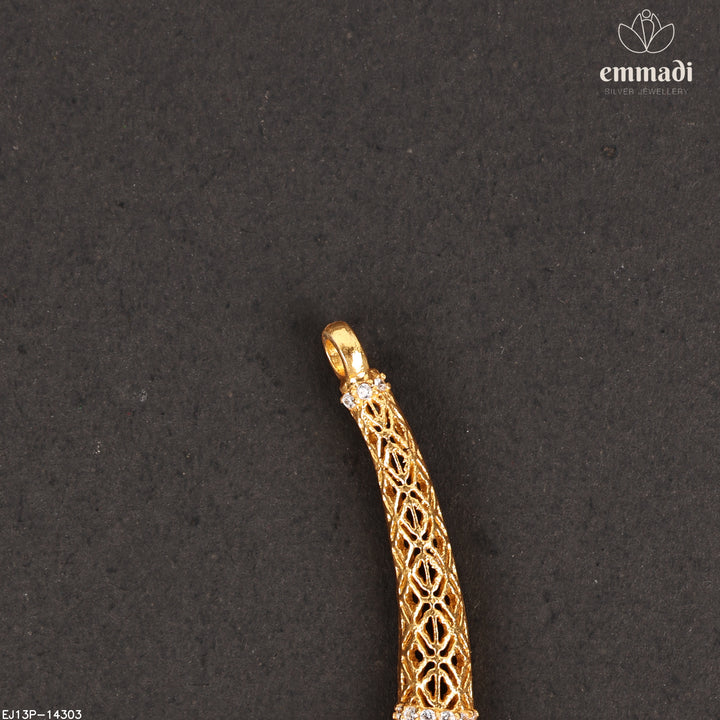 Short Necklace Antique