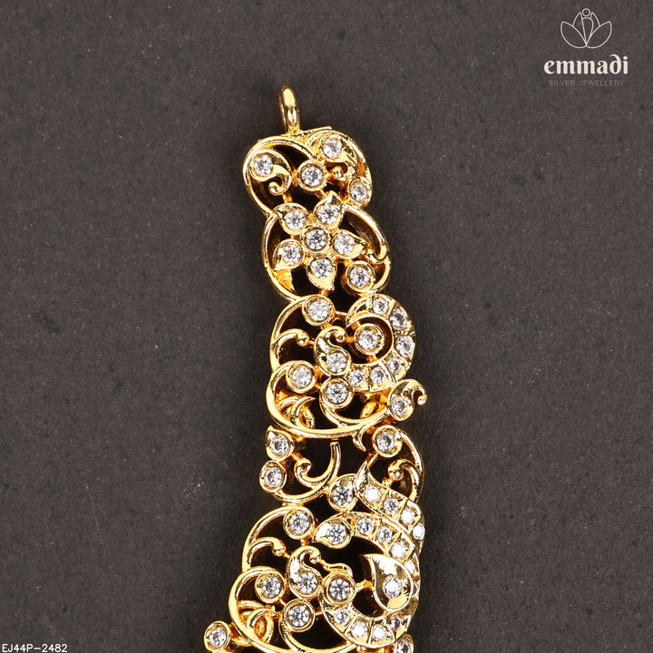 Short Necklace Antique