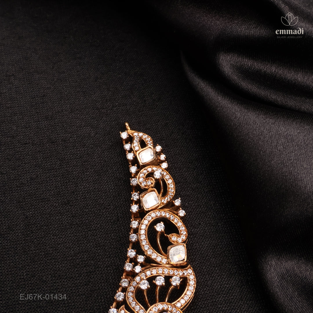 Short Necklace Victorian