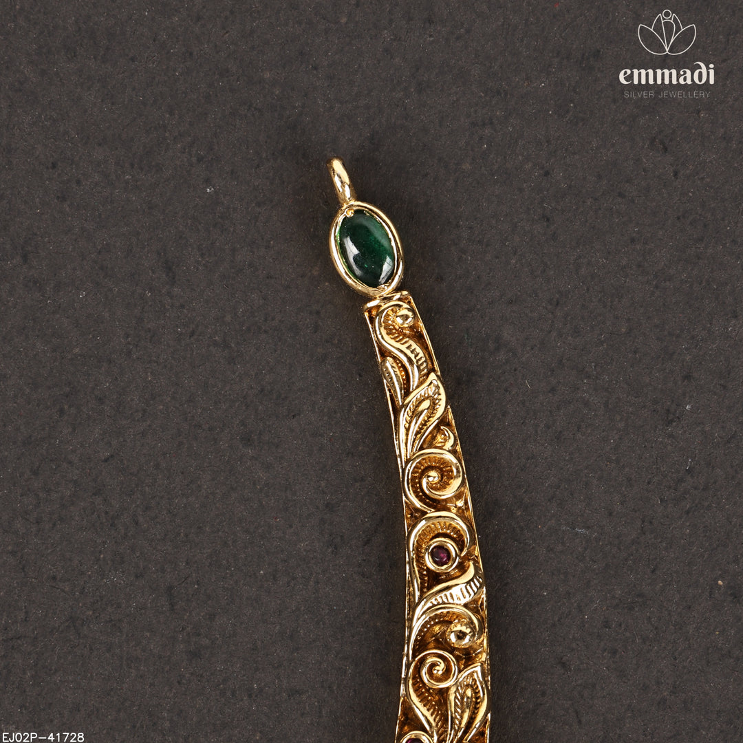 Short Necklace Antique